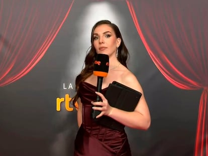 Inés Hernánd, en la alfombra roja de la gala de los Goya en RTVE Play.