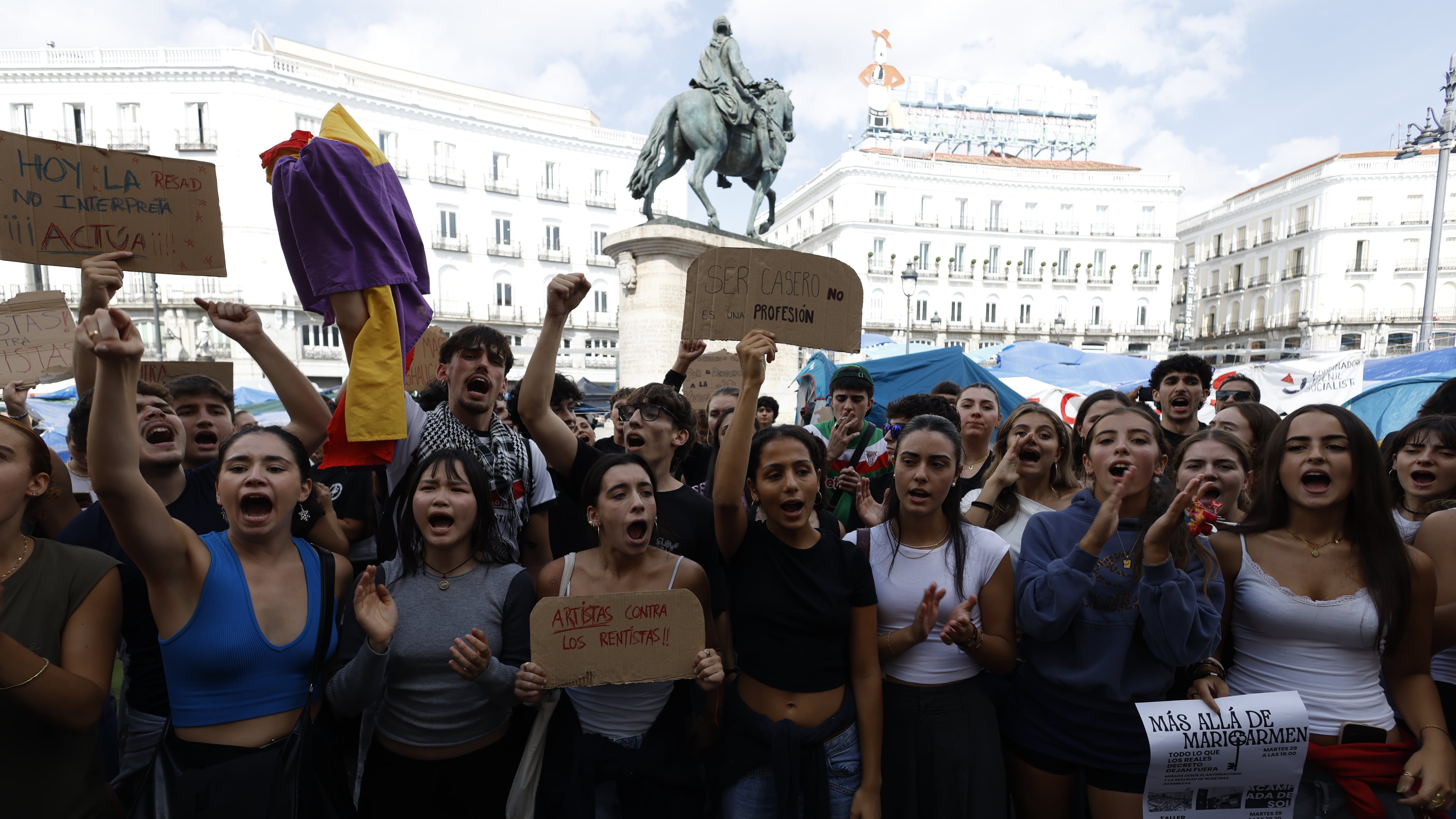 Grupos de ultraderecha se organizan en redes para asaltar Sol y desalojar a los activistas