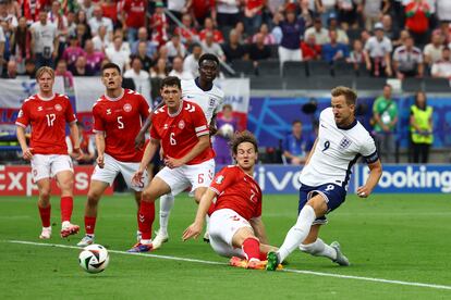 Dinamarca sonroja a la caótica Inglaterra con un empate merecido 