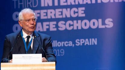 Josep Borrel en la conferencia sobre escuelas seguras, en Palma de Mallorca.