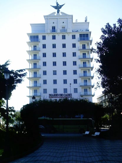 Edificio de la Unión y el Fénix en Cádiz.