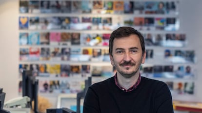 El director de Arte de EL PAÍS, Diego Areso, en la redacción del diario.