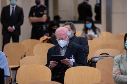 Teddy Bautista, al inicio de la vista en la Audiencia Nacional, en San Fernando de Henares.