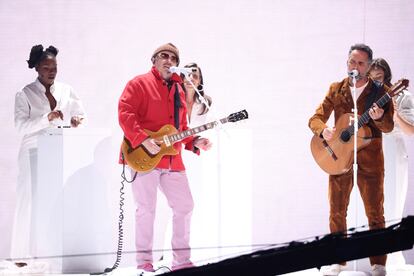 Jorge Drexler y Elvis Costello en su presentación.