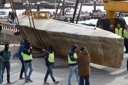 El narcosubmarino hallado en la ría de Arousa, a una milla de la costa de Vilaxoán (Vilagarcía de Arousa), en Galicia en 2019.