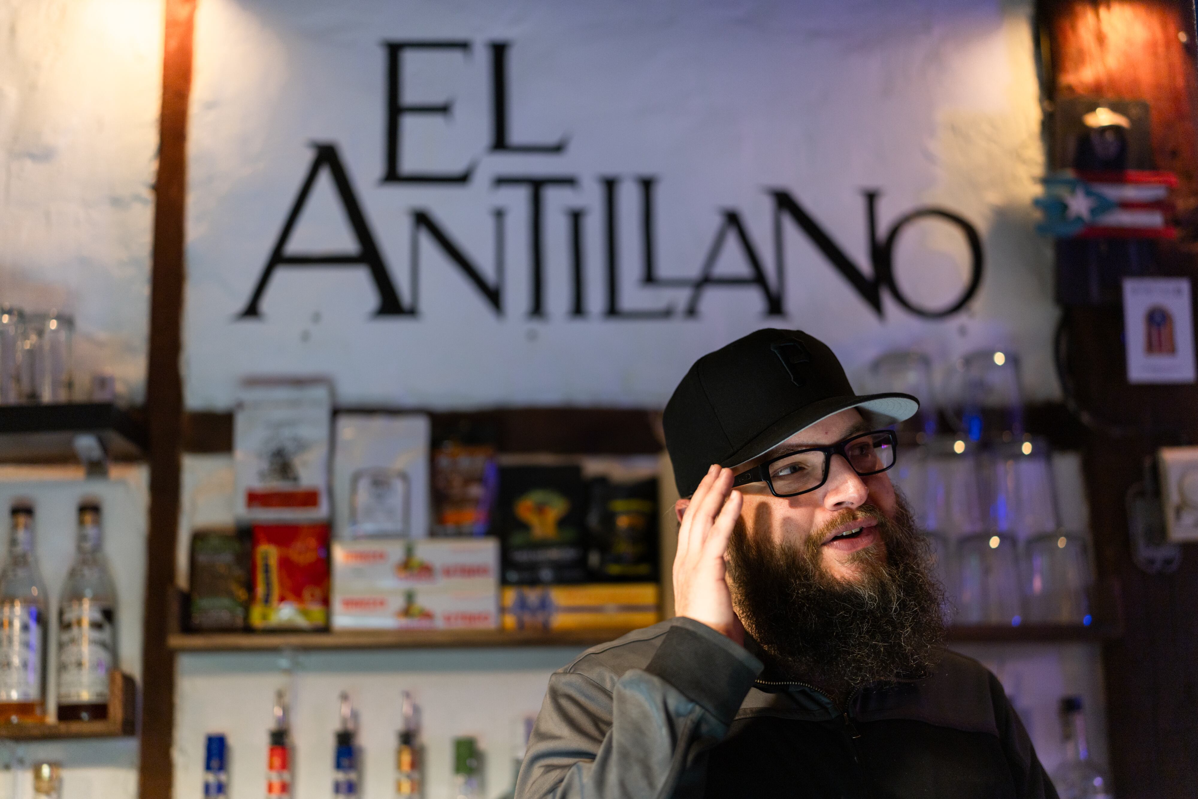 El puertorriqueño Gadiel Soto el 19 de marzo en el Bar El Antillano, Madrid.
