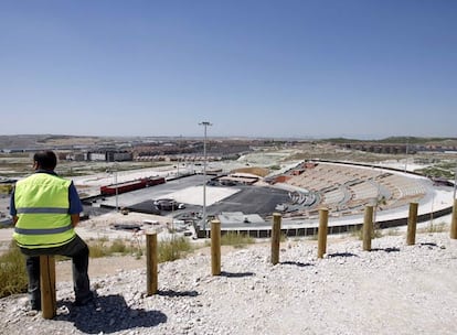 Vista del auditorio Miguel Ríos, construido sobre el antiguo vertedero de Rivas Vaciamadrid.