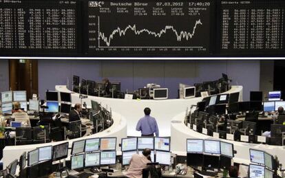Operadores de Bolsa en el DAX de Fráncfort.