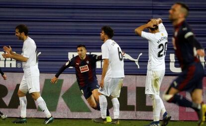 Charles celebra su segundo gol ante el Getafe.