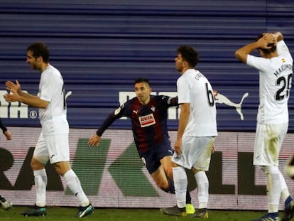 Charles celebra su segundo gol ante el Getafe.