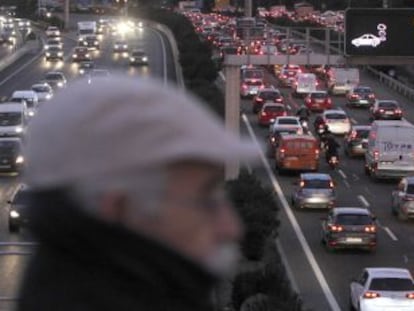 Tráfico intenso en la M- 30 el pasado 1 de diciembre.