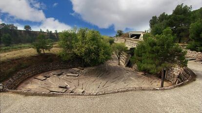 Cementerio de Igualada (Barcelona), proyectado por Enric Miralles y Carme Pinós.