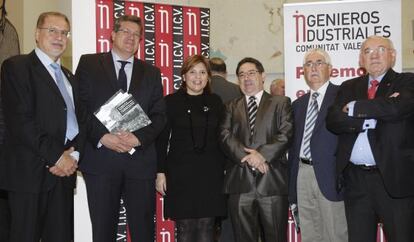 Autoridades en la presentación del libro ' El legado de la ingeniería valenciana El Colegio de Ingenieros Industriales.