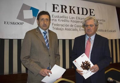 Andoni Zendoia, a la izuqierda, y Agustín Mendiola.