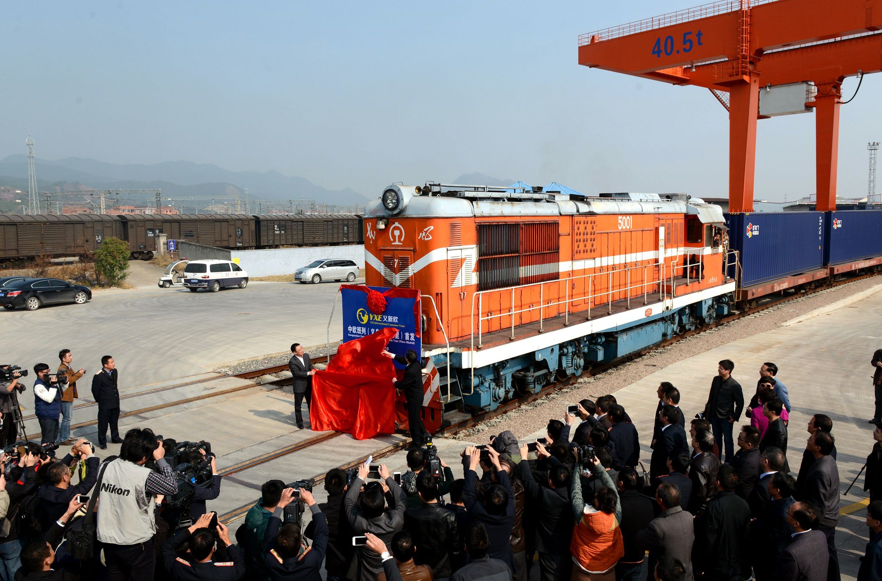 ‘El tren’, de Guillermo Abril: viaje a la globalización china