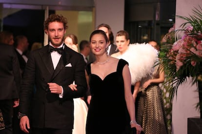 Pierre Casiraghi con Beatrice Borromeo, en el Baile de la Rosa el pasado marzo.