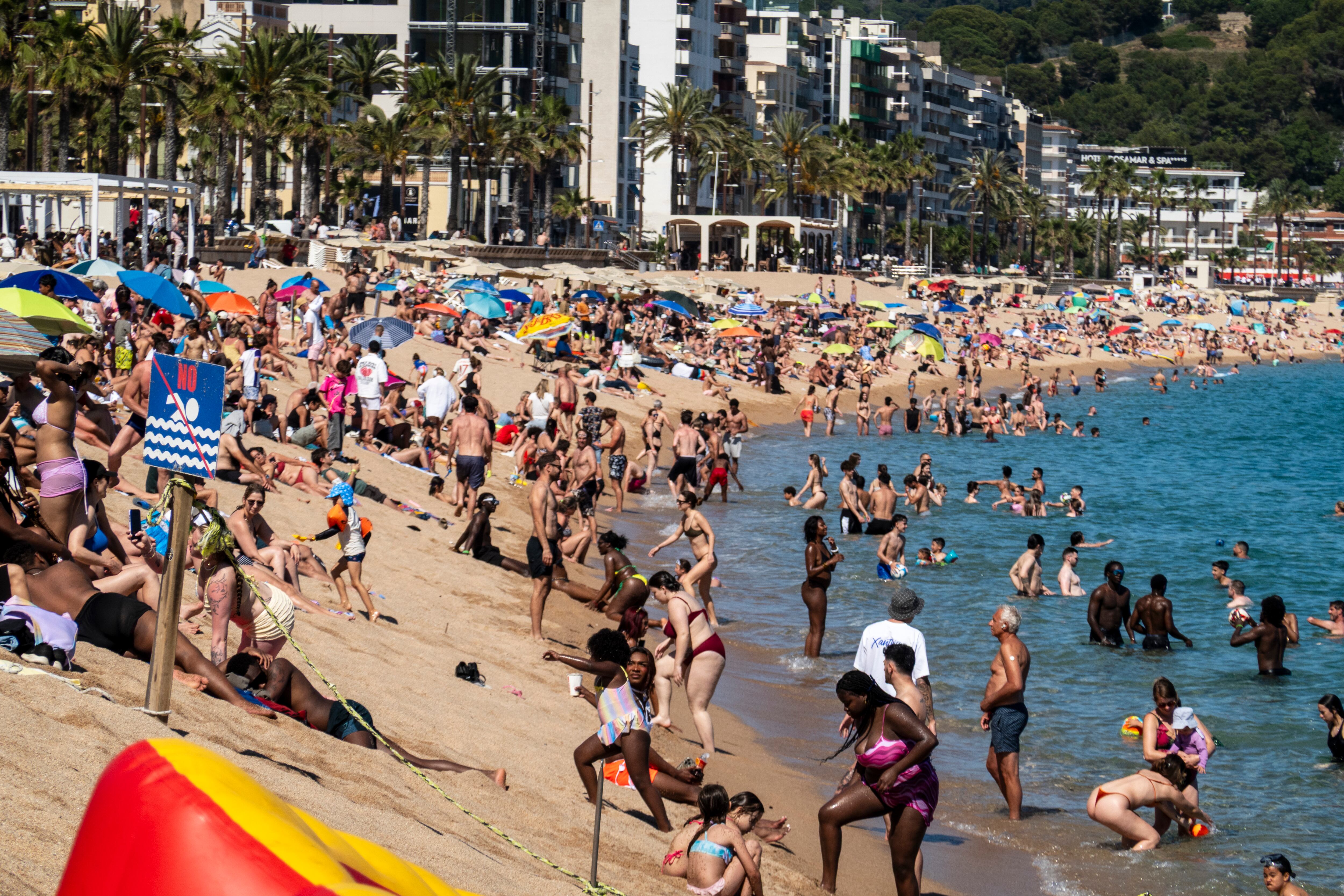 Destinos al límite: cuando el verano desborda hasta los municipios más preparados