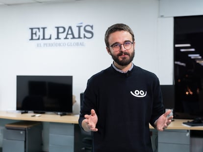 El periodista Jorge Galindo, en la oficinas de EL PAÍS, Bogotá, el 19 de junio de 2022.