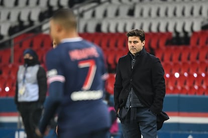 Mauricio Pochettino, en el partido del PSG ante el Stade Brestois en el Estadio del Parque de los Príncipes de París el pasado 9 de enero.