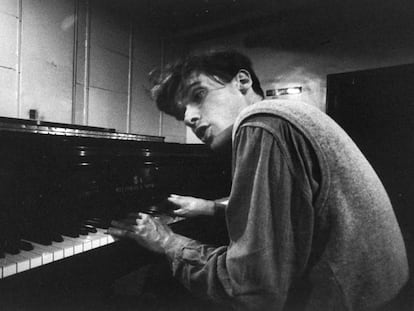 Imagen sin datar del pianista canadiense Glenn Gould.