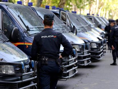 Policía Nacional en un dispositivo de seguridad en Madrid 