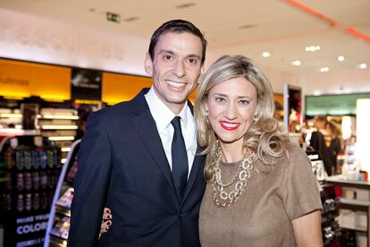 Patrizio Walburg, director de Lancôme, y Elena Ferreras, directora de Publicidad de S Moda.