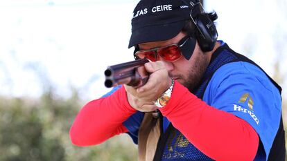 Alberto Fern&aacute;ndez, que acaba de ganar la Copa del Mundo de foso ol&iacute;mpico, en un entrenamiento en &Aacute;vila.