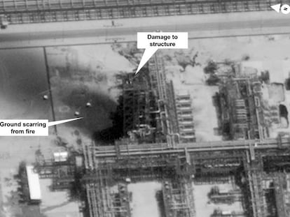 Foto de satélite de los daños ocasionados por el ataque en el campo de crudo saudí de Khurais.