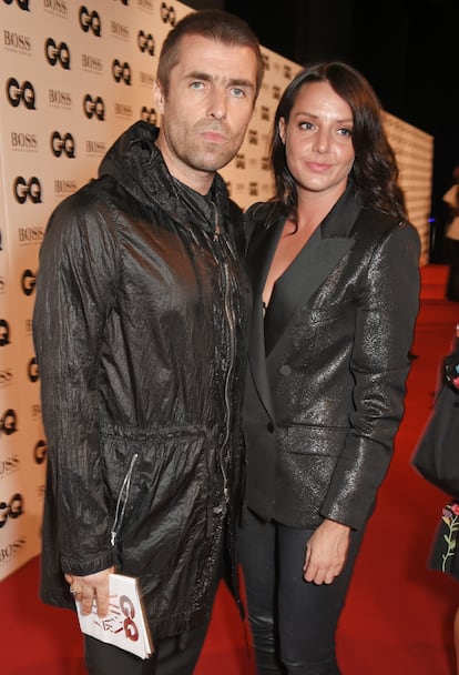 Liam Gallagher y Debbie Gwyther en 2017 en Londres.