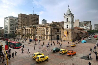 Vista de Bogotá tomada en 2010. "Colombia es un país que sirve para cualquier manifestación de arte, porque aquí el espíritu es el   único antagonista de la barbarie", afirma Evelio Rosero.