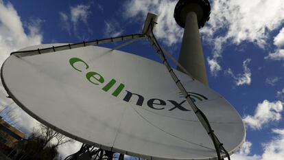 Antena con el logotipo de Cellnex