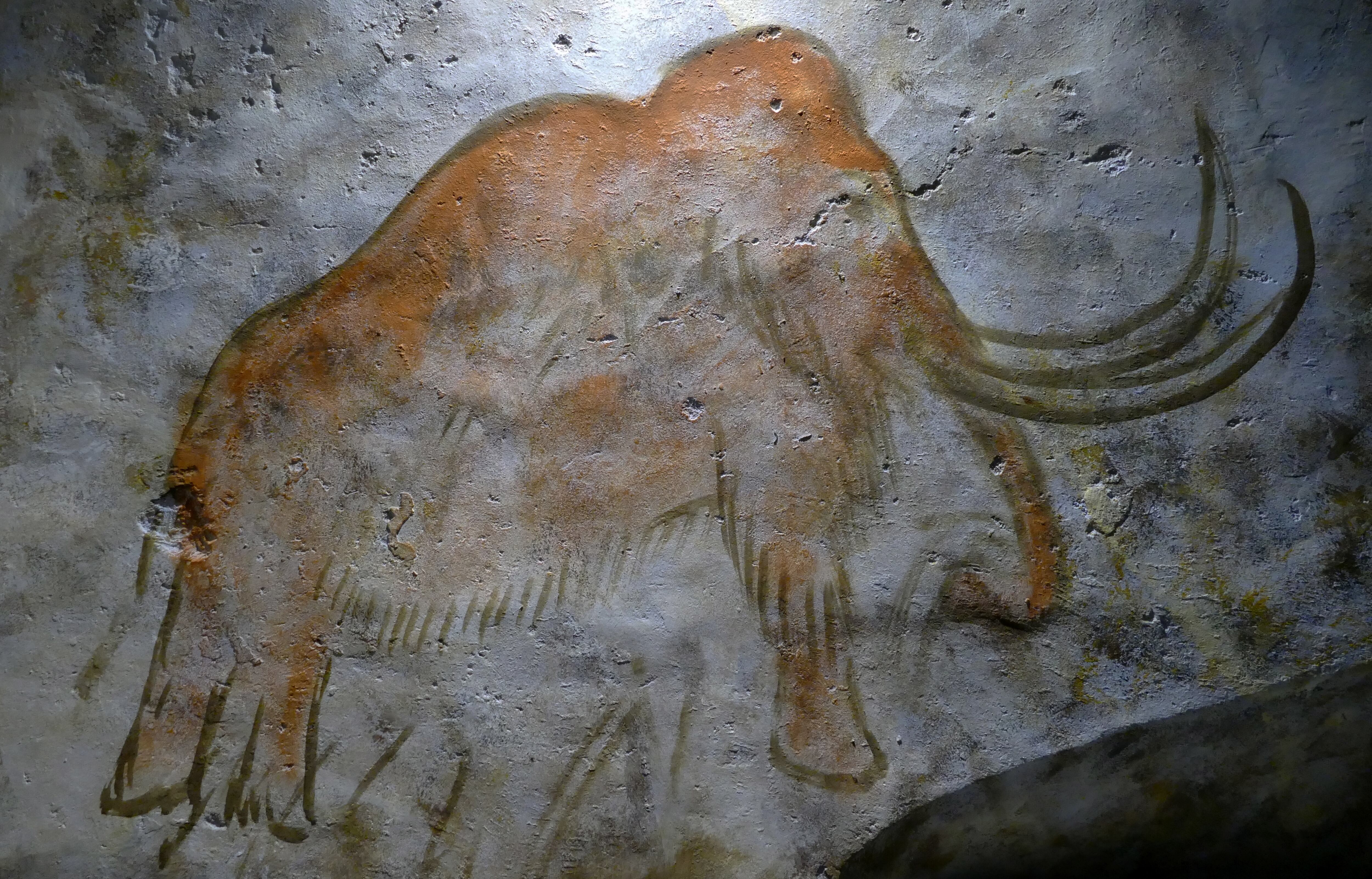 Pintura de un mamut en la cueva de Altamira.