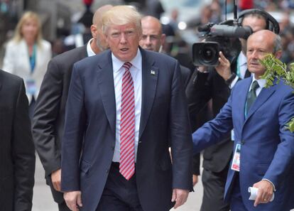 El presidente estadounidense Donald Trump llega al teatro griego de Taormina, Sicilia, donde se celebra la cumbre del G7.