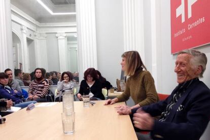 El Flaco Dany, en el Instituto Cervantes de Atenas.