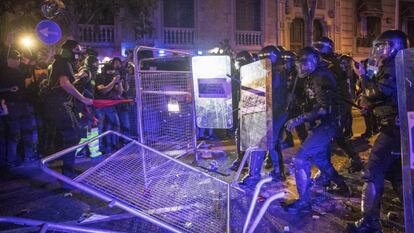 Disturbios de la noche del martes en Barcelona. 