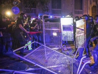 Disturbios de la noche del martes en Barcelona. 