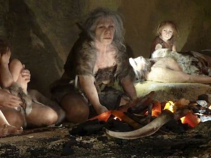 Una familia neandertal representada en el museo de Kaprina (Croacia).