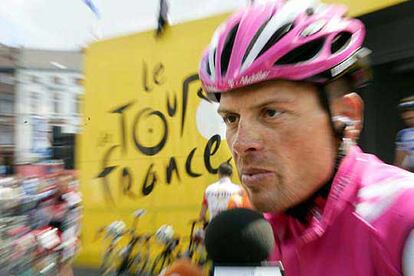 Fiel producto de la selecta escuela germana, Jan Ullrich dio buena cuenta de lo que se esperaba de l y se hizo con la victoria en 1997. A partir de ah, siempre estuvo a la sombra de un Armstrong que no le dej opciones al triunfo.