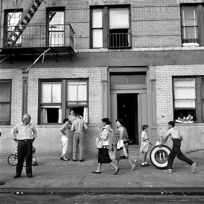 Así son las fotos de Vivian Maier, la niñera fotógrafa