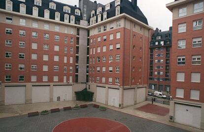 Viviendas en el barrio de Miribilla (Bilbao). 