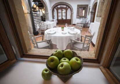 Cenador de Am&oacute;s, en Villaverde de Pontones (Cantabria). 