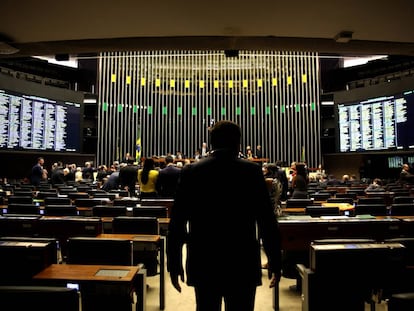 Vista da C&acirc;mara dos Deputados durante uma sess&atilde;o.