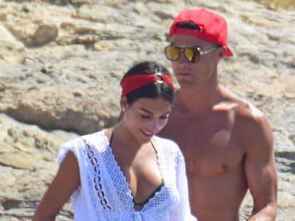 Georgina Rodríguez y Cristiano Ronaldo, el pasado julio en Formentera.