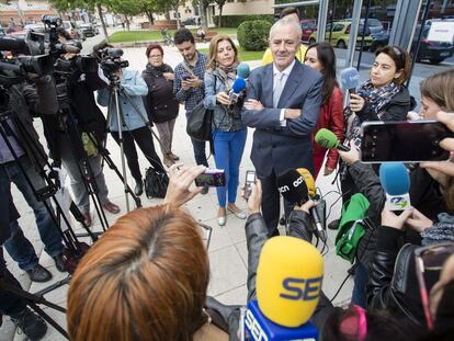 El fiscal Jefe de la Audiencia Provincial de Castellón, Jose Luis Cuesta, durante una comparecencia a los medios en 2015.