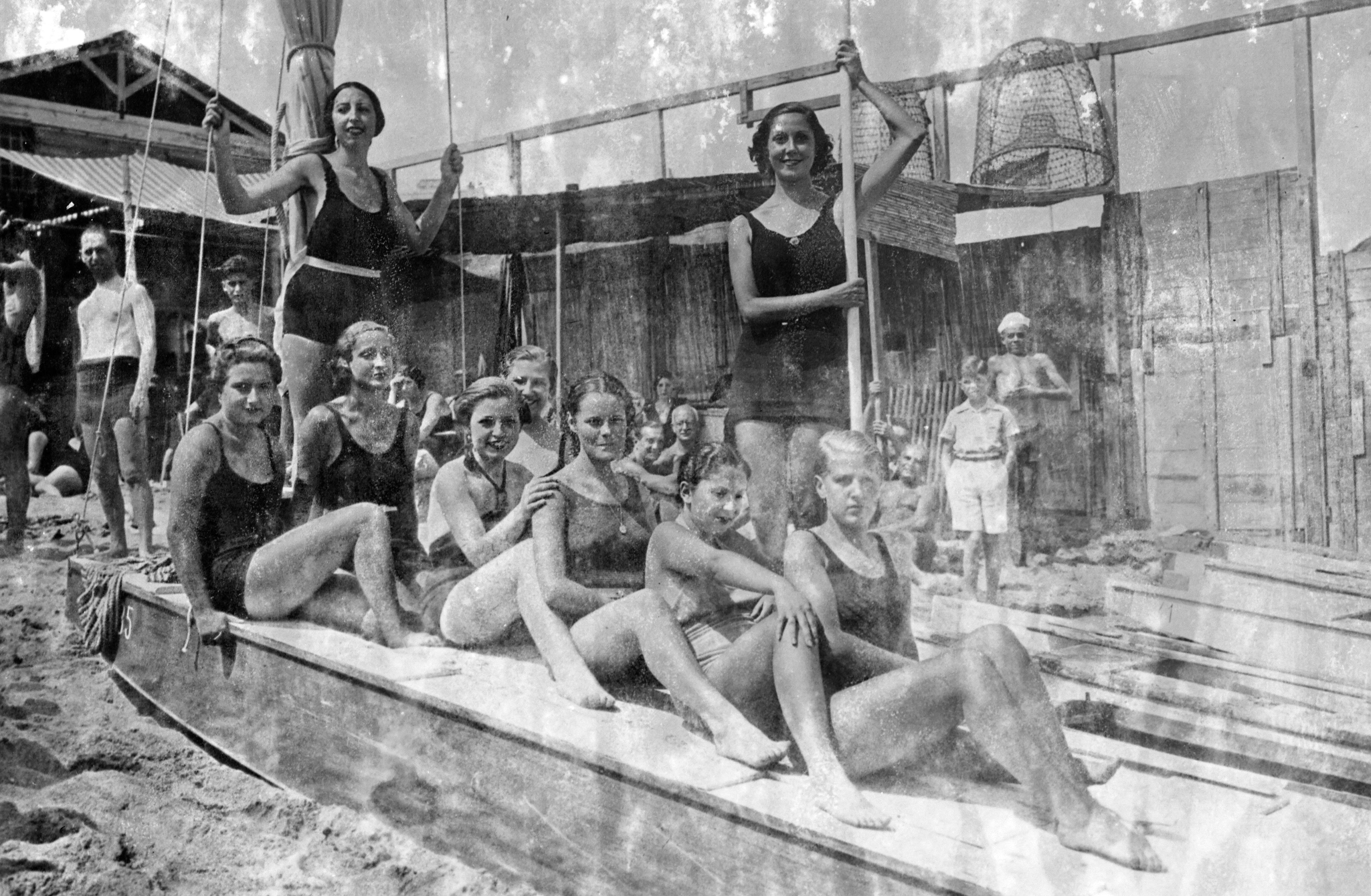 L’heroïna moderna i independent (però que fa cotilles) de Carme Montoriol