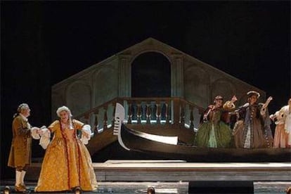 Escena de <i>I quatro rusteghi</i> en el teatro de La Fenice.