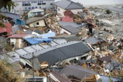 Imagen de la ciudad de Ishinomaki, en la prefectura de Miyagi, cuatro días después del tsunami.