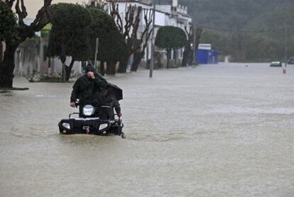 Daños causados por las inundaciones en la localidad gaditana de San Roque