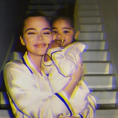 Khloé Kardashian incluso presume de pijama a juego con su hija, True Thompson.