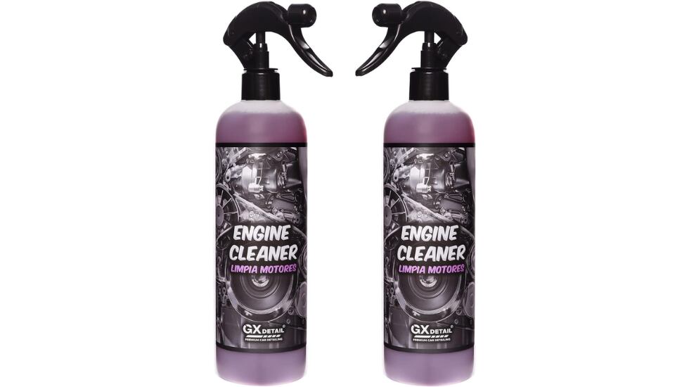 Dos limpiadores para el motor del coche de 500 ml.